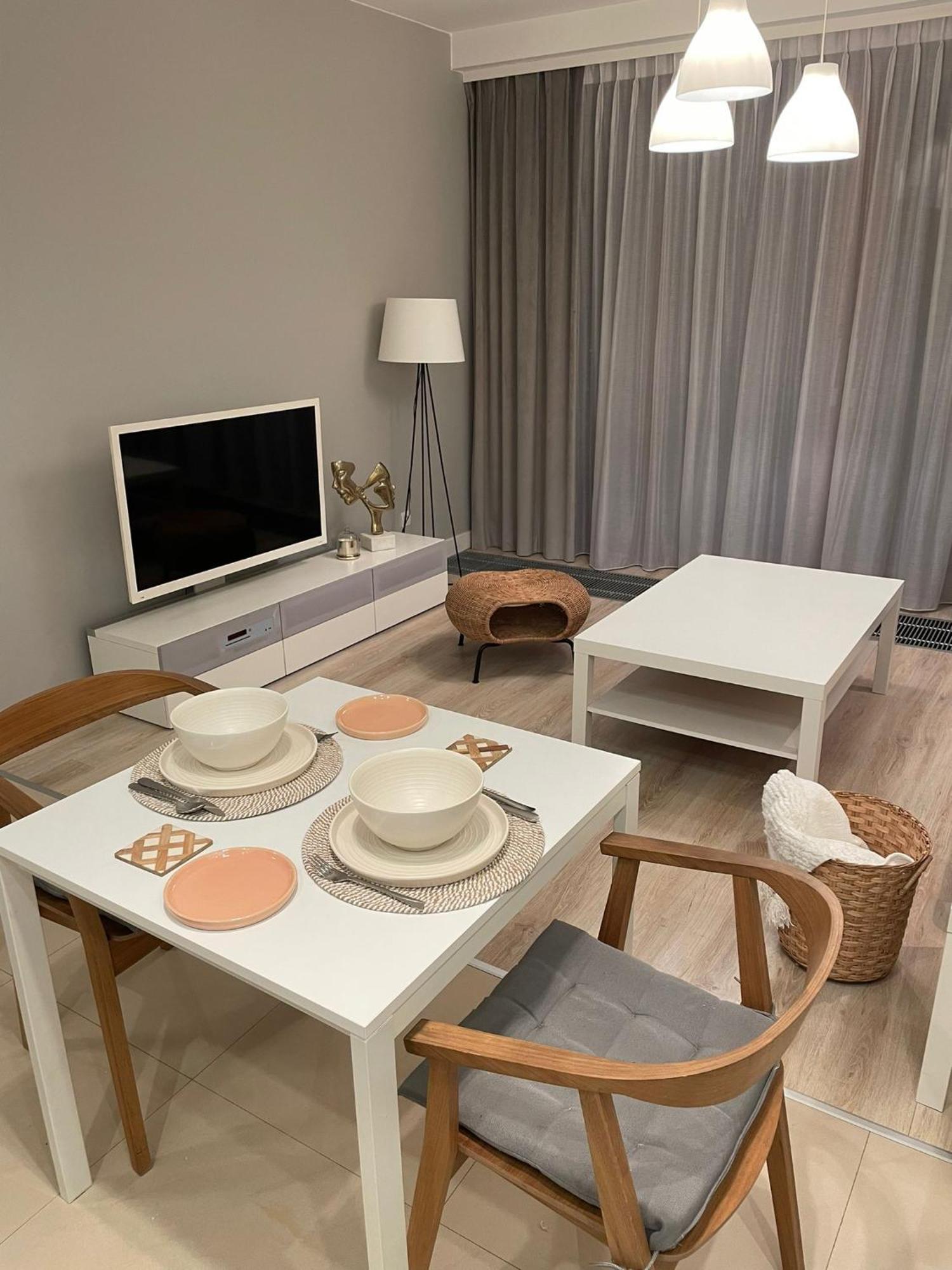 Center - With Free Parking Apartament Warszawa