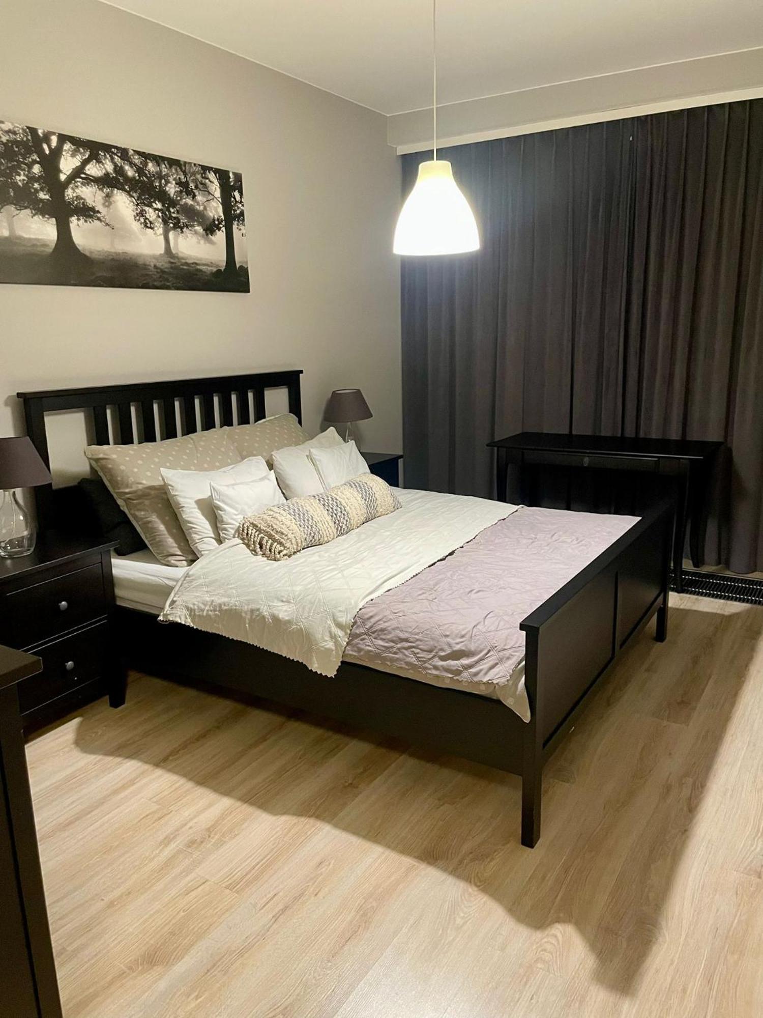 Center - With Free Parking Apartment Warsaw